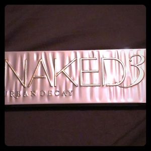 Urban Decay Naked 3